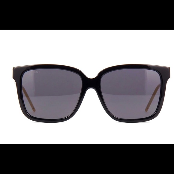 Attn: brand new authentic GUCCI shades. Fire 🔥 can’t miss out 🤩🥰🔥🔥 - Picture 2 of 5